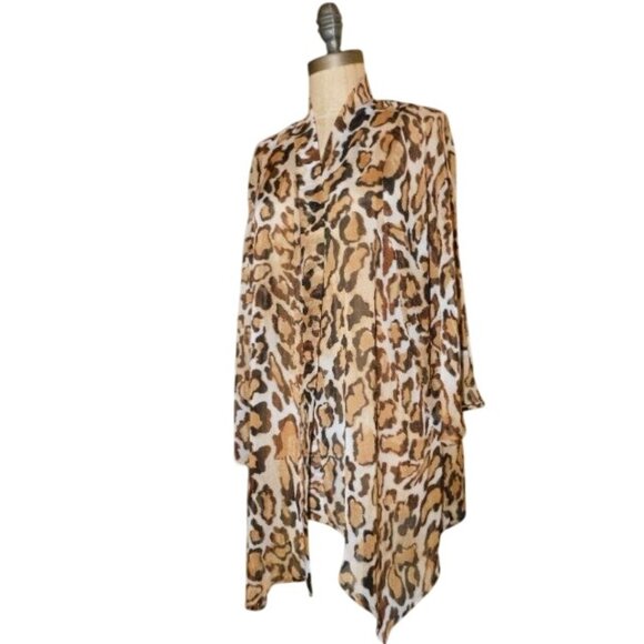 Slinky Brand Size 1X Semi Sheer Leopard Plus Size 3/4 Sleeve Top - Picture 1 of 2